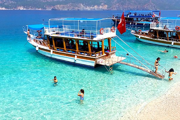 Kemer Tekne Turu