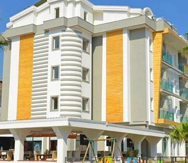 ARYES DELUXE HOTEL